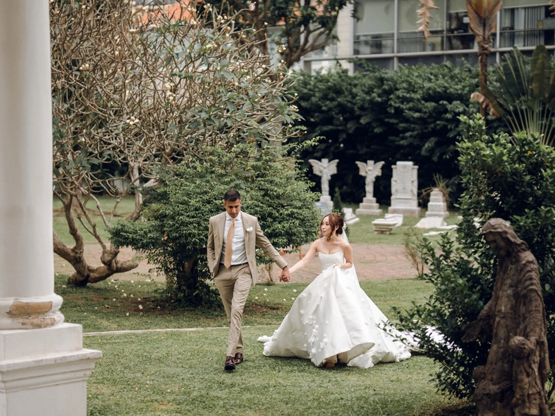 Complete Wedding Checklist + FREE Printable Timeline