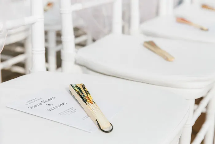 Photo by Snap Story Pictures. theweddingnotebook.com