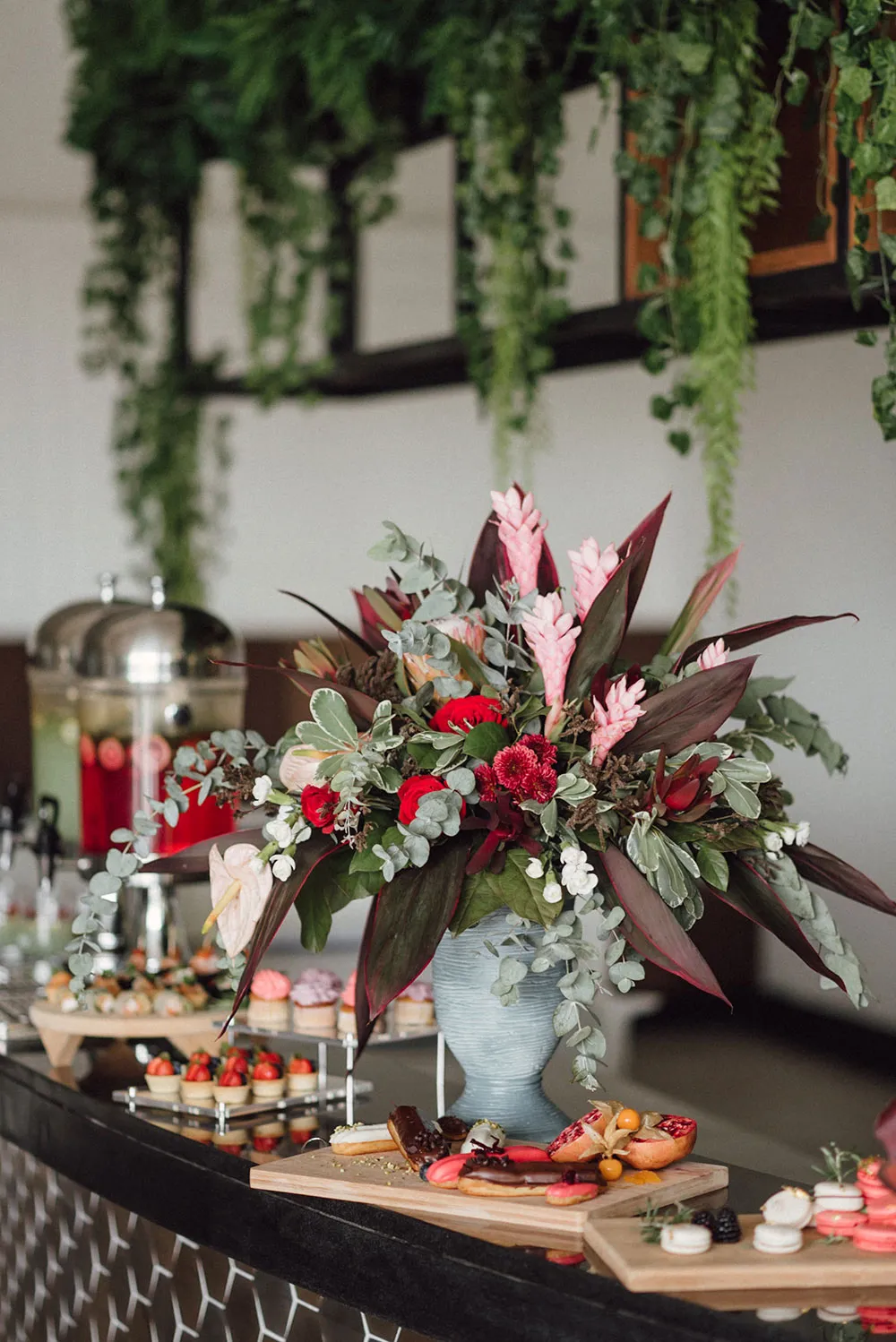 Le Meridien Putrajaya. Photography by Peter Herman Photography. Styling by The Wedding Notebook. theweddingnotebook.com