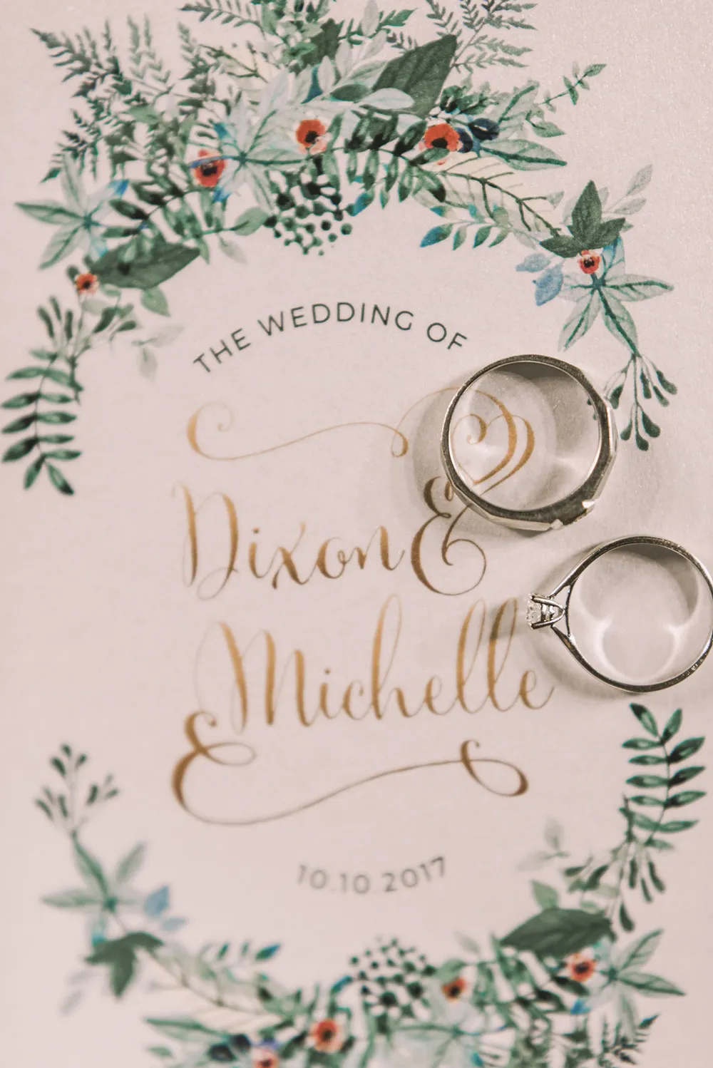 Photo by Andy Phe Photography. theweddingnotebook.com