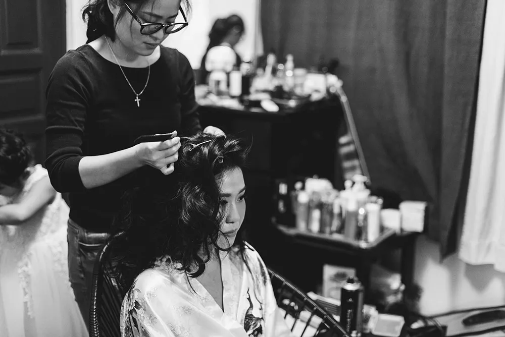 Photo by Andy Phe Photography. theweddingnotebook.com