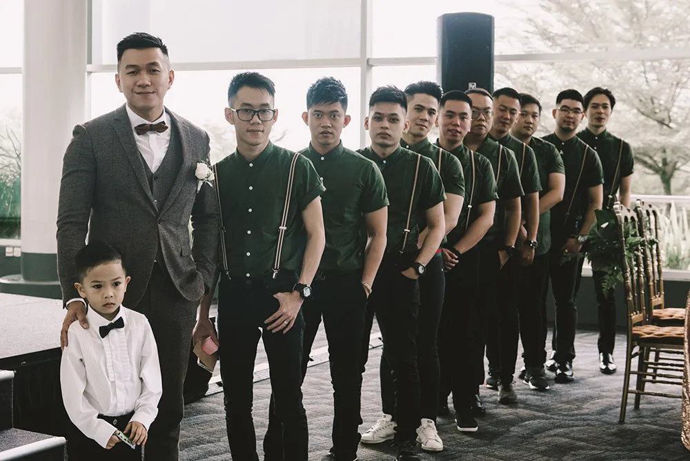 Photo by Andy Phe Photography. theweddingnotebook.com