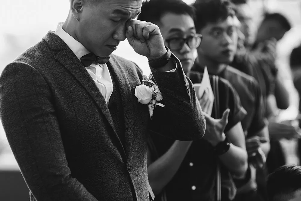 Photo by Andy Phe Photography. theweddingnotebook.com