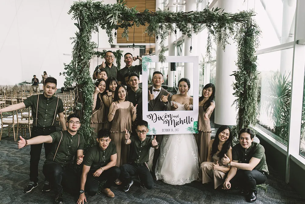 Photo by Andy Phe Photography. theweddingnotebook.com