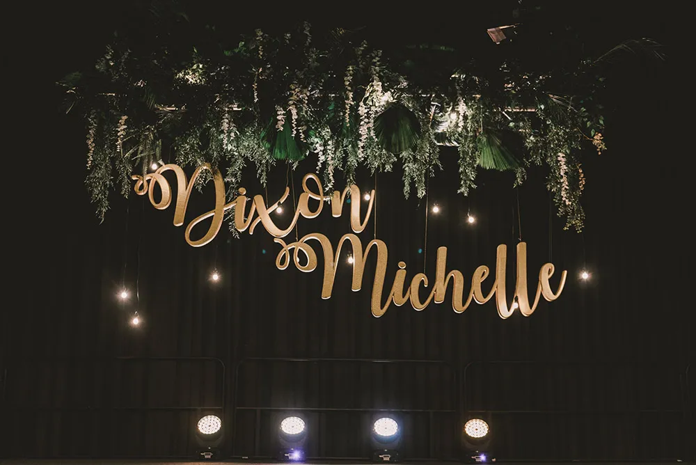 Photo by Andy Phe Photography. theweddingnotebook.com