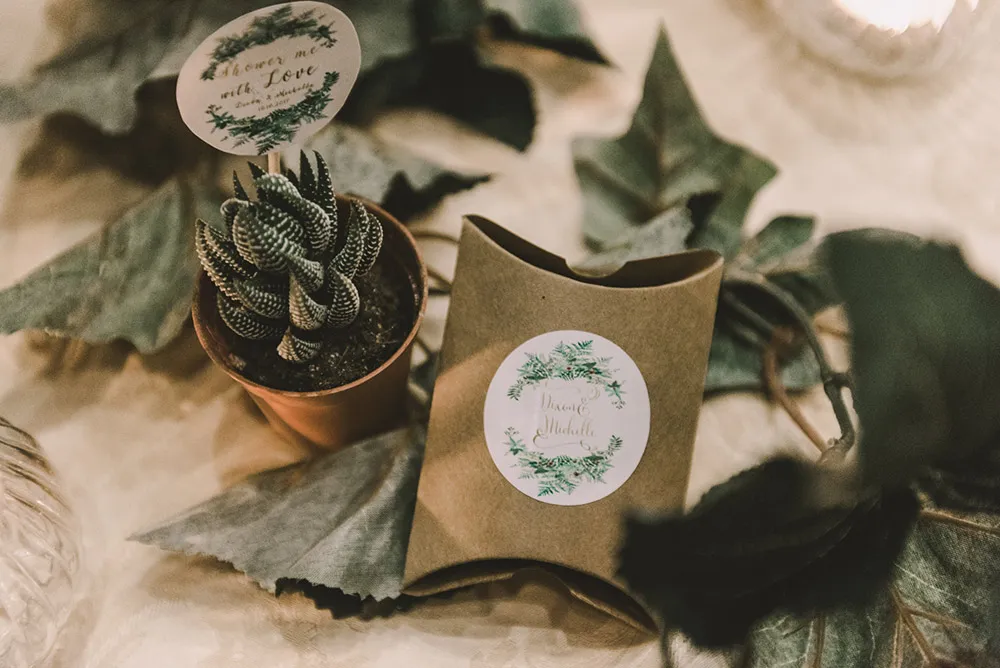 Photo by Andy Phe Photography. theweddingnotebook.com