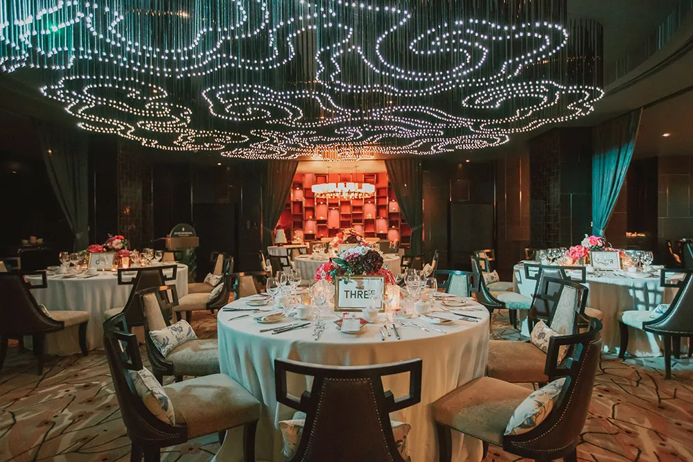 Tao Intercontinental Kuala Lumpur wedding. Photography by Deviews Phoduction. theweddingnotebook.com