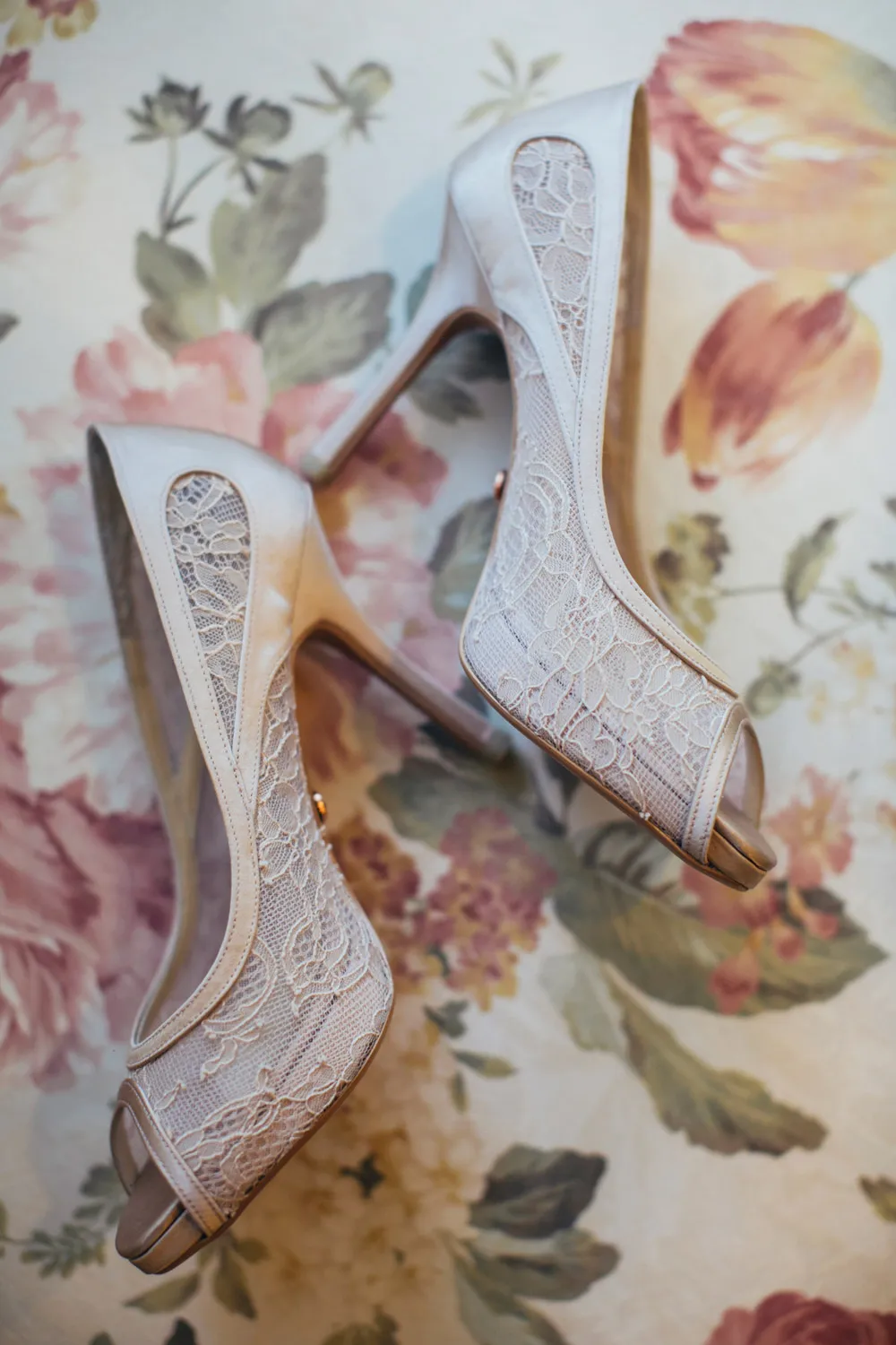 Adam Ong Photography. theweddingnotebook.com