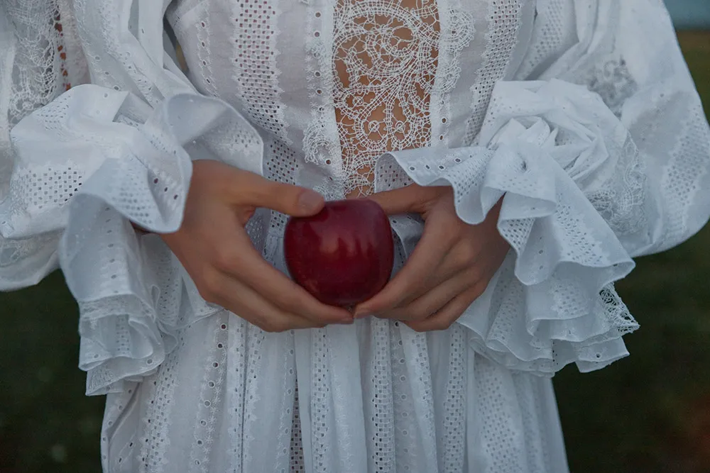 Daalarna Fall 2020 Bridal Collection. theweddingnotebook.com