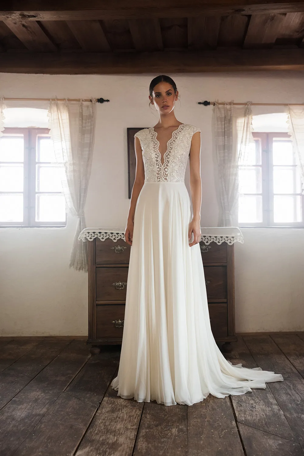 Daalarna Fall 2020 Bridal Collection. theweddingnotebook.com