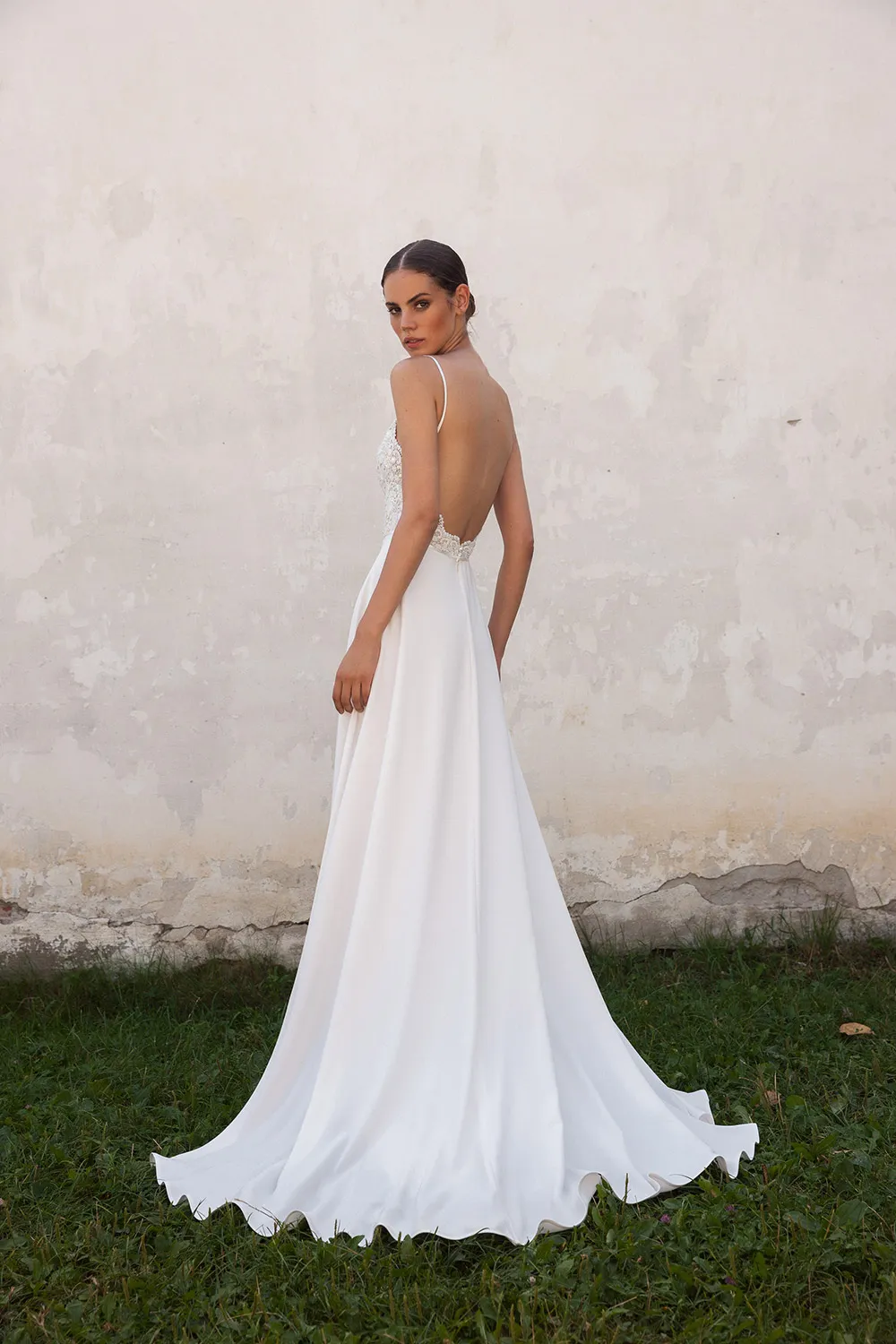 Daalarna Fall 2020 Bridal Collection. theweddingnotebook.com