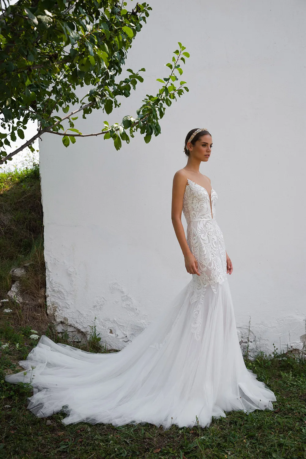 Daalarna Fall 2020 Bridal Collection. theweddingnotebook.com