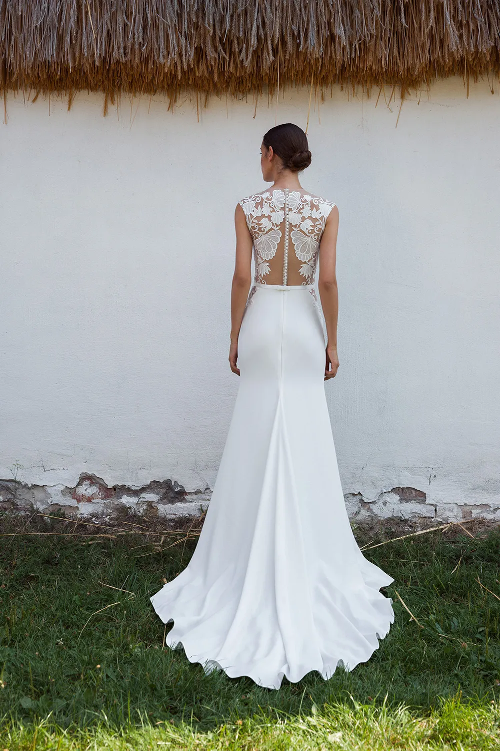 Daalarna Fall 2020 Bridal Collection. theweddingnotebook.com