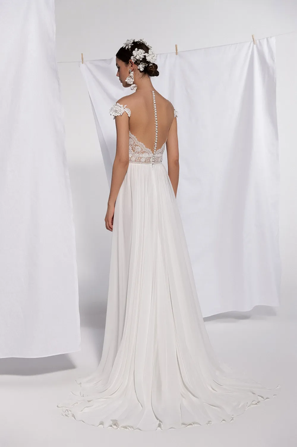 Daalarna 2021 Bridal Collection. theweddingnotebook.com