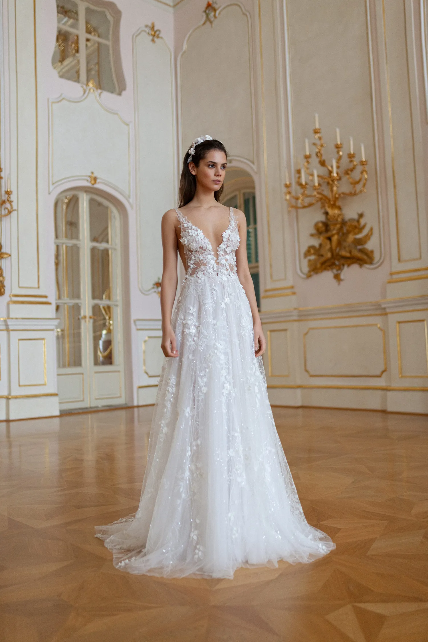 Daalarna Spring 2022 Bridal Collection. theweddingnotebook.com