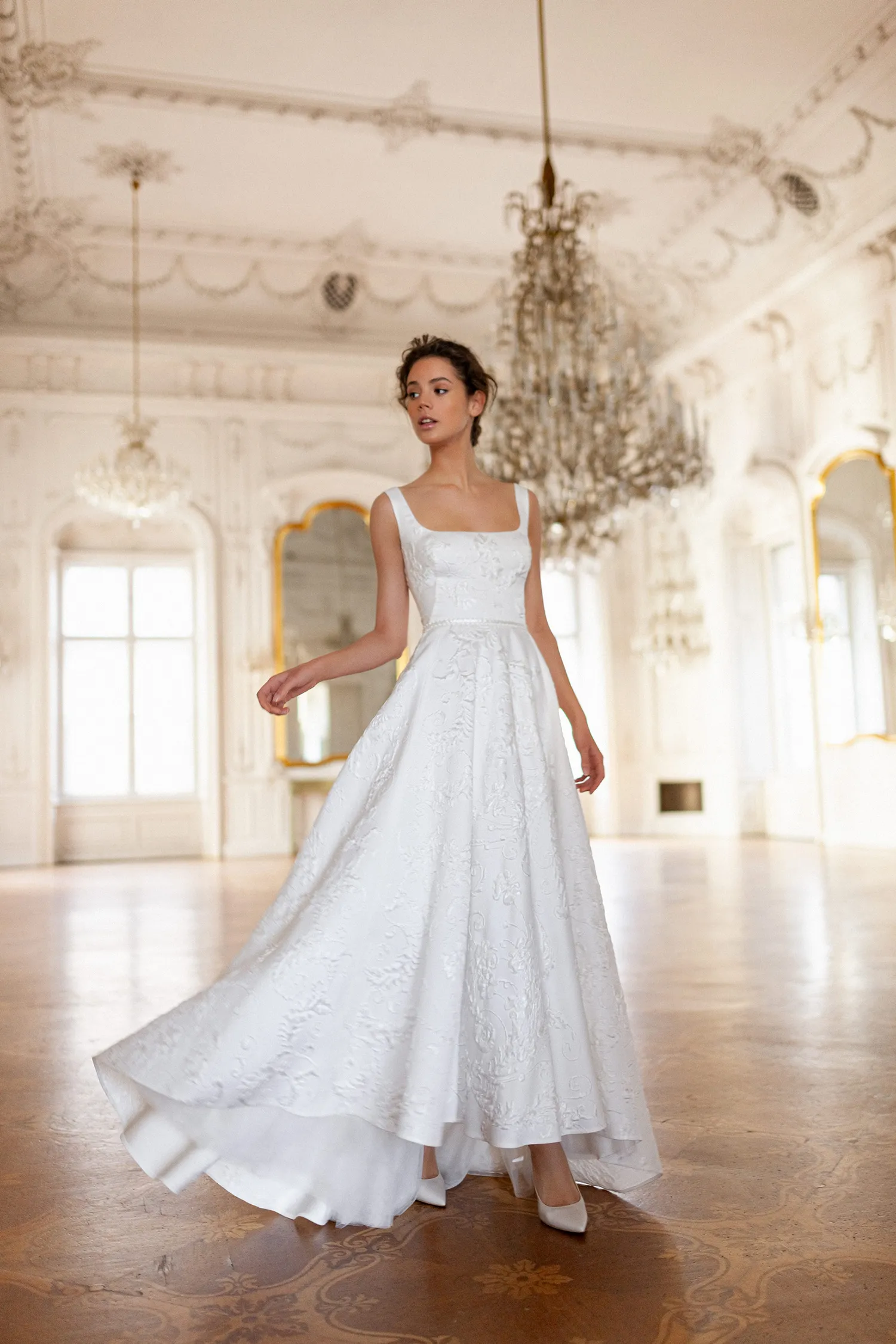 Daalarna Spring 2022 Bridal Collection. theweddingnotebook.com