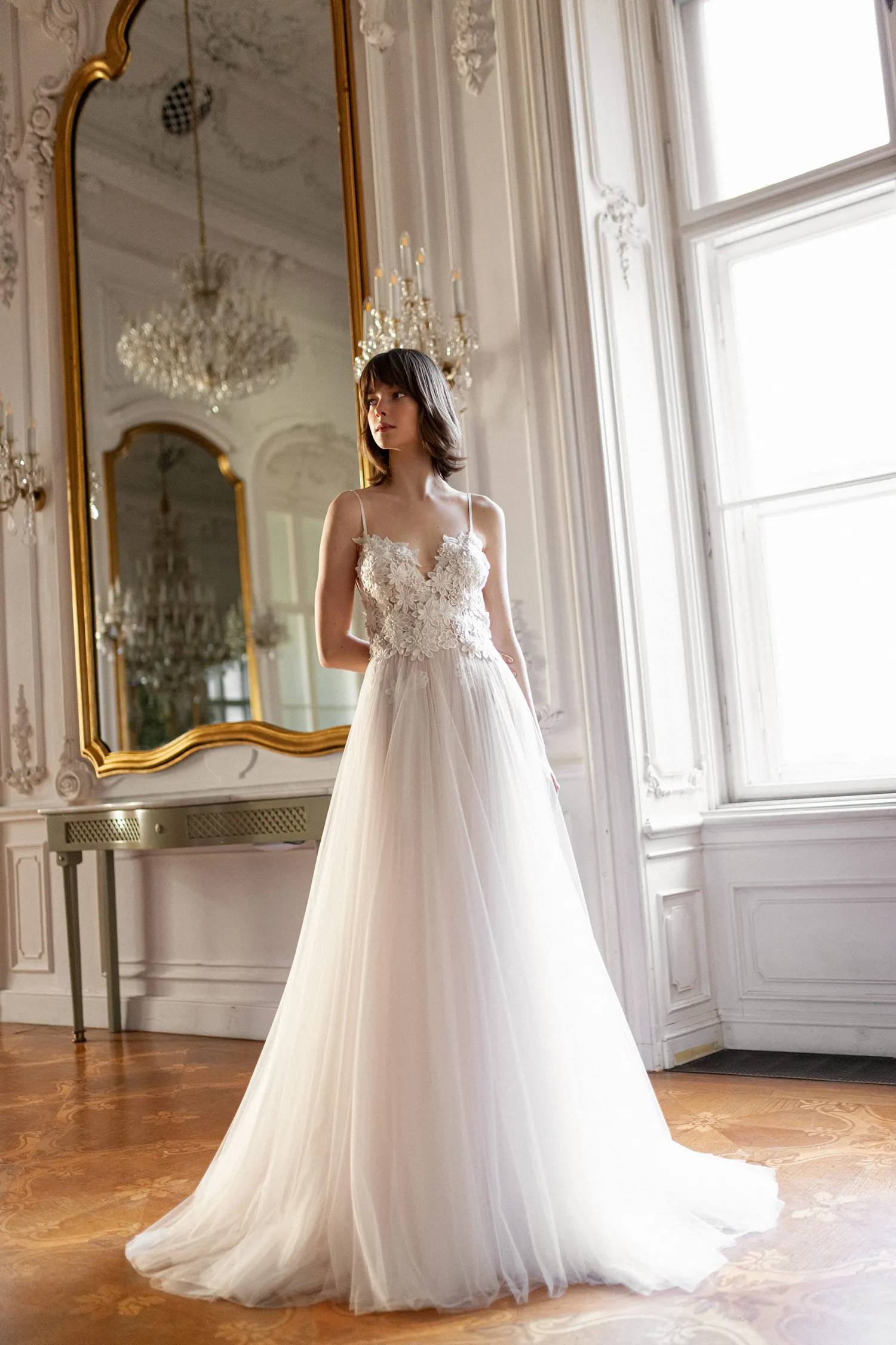 Daalarna Spring 2022 Bridal Collection. theweddingnotebook.com
