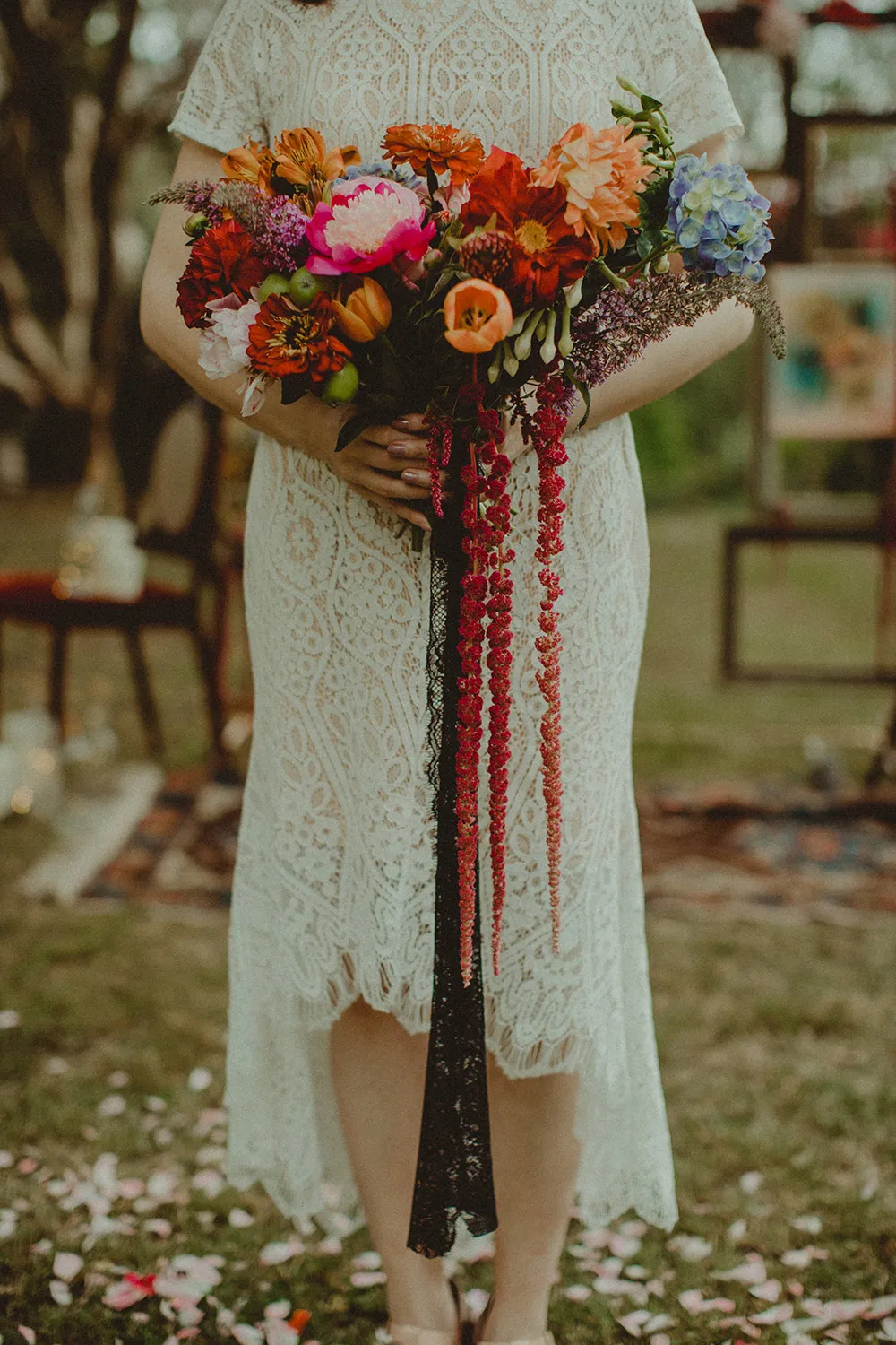 Photo by Wedding Gallery Studio. theweddingnotebook.com