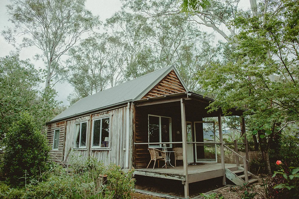 Photo by Wedding Gallery Studio. theweddingnotebook.com