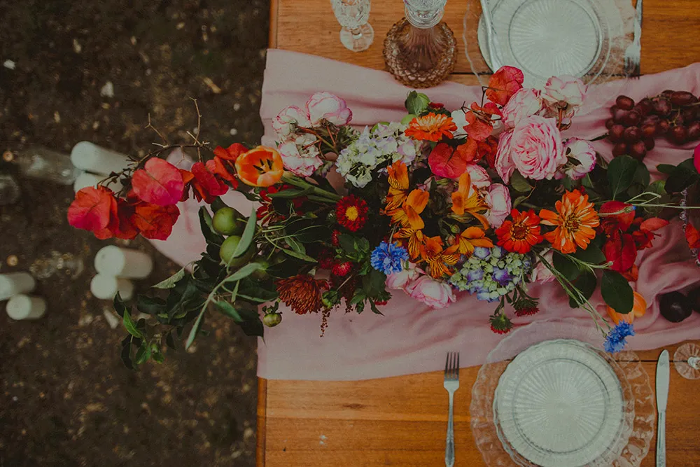 Photo by Wedding Gallery Studio. theweddingnotebook.com