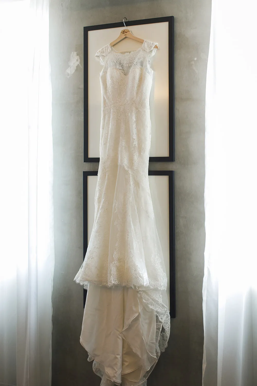 Photo by CJ Photography. theweddingnotebook.com