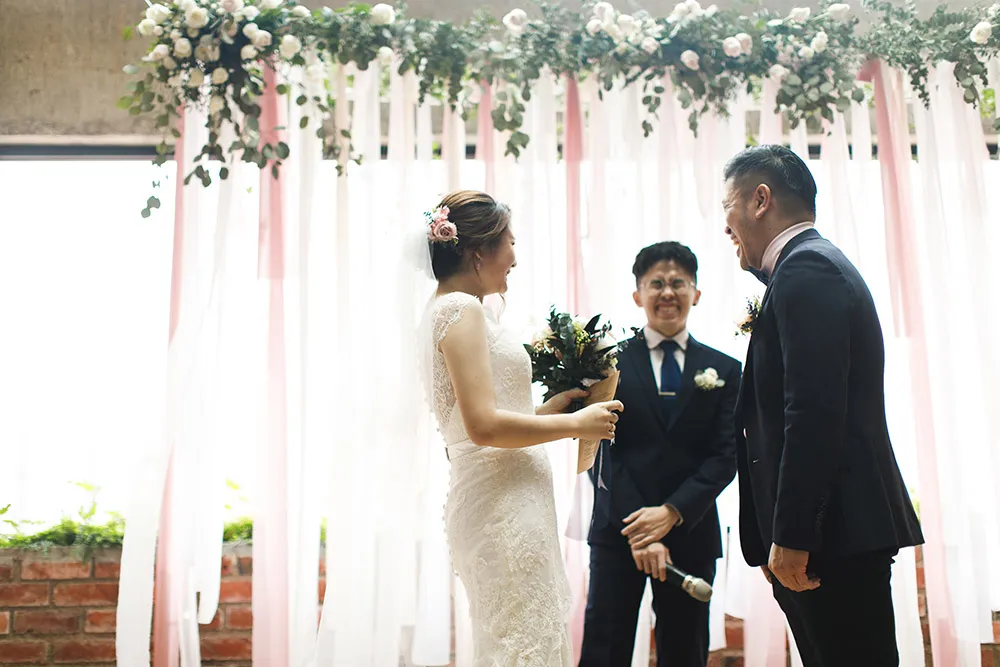 Photo by CJ Photography. theweddingnotebook.com