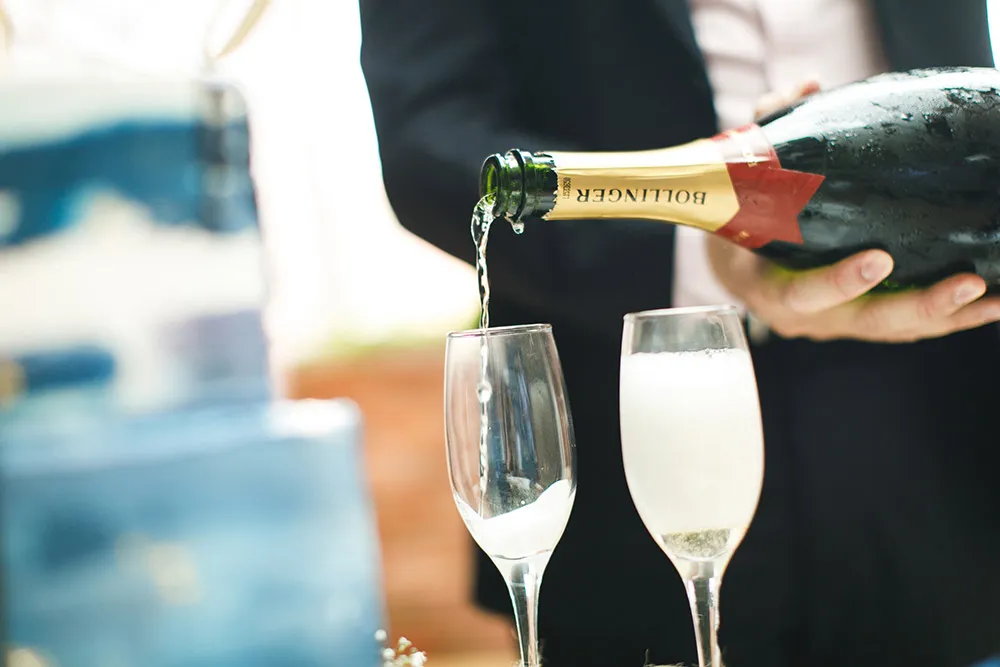 Photo by CJ Photography. theweddingnotebook.com