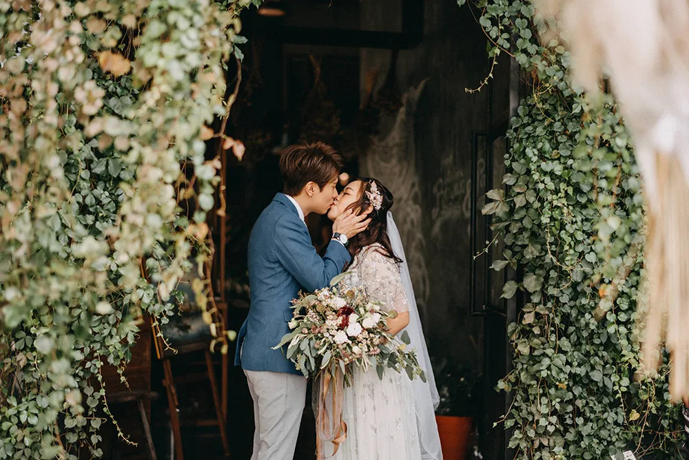 Photo by Peter Herman Photography. theweddingnotebook.com