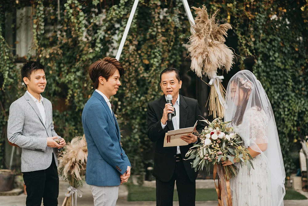 Photo by Peter Herman Photography. theweddingnotebook.com