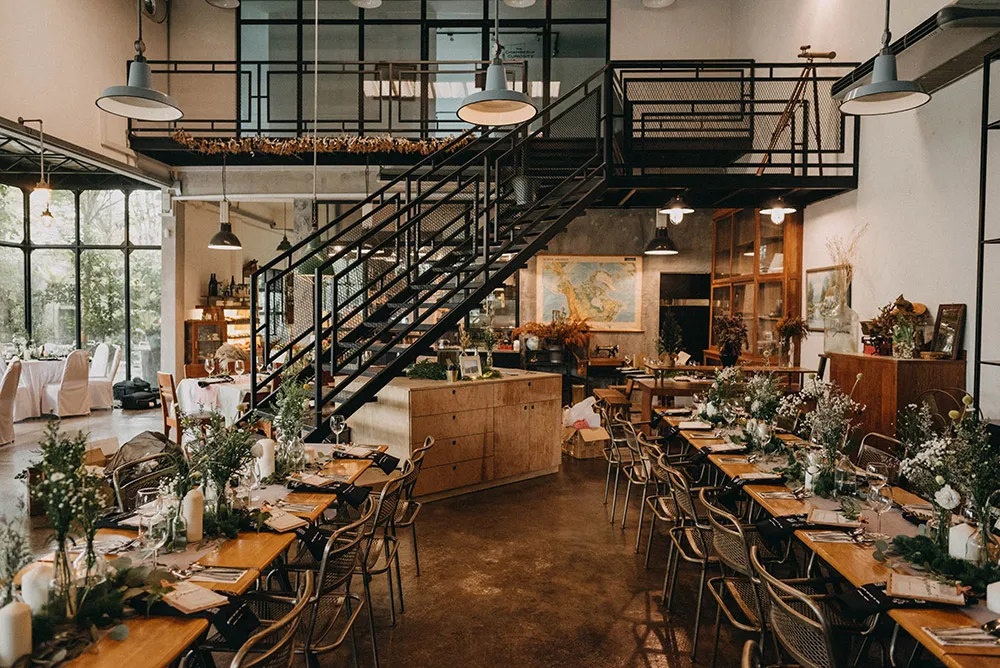 Photo by Peter Herman Photography. theweddingnotebook.com