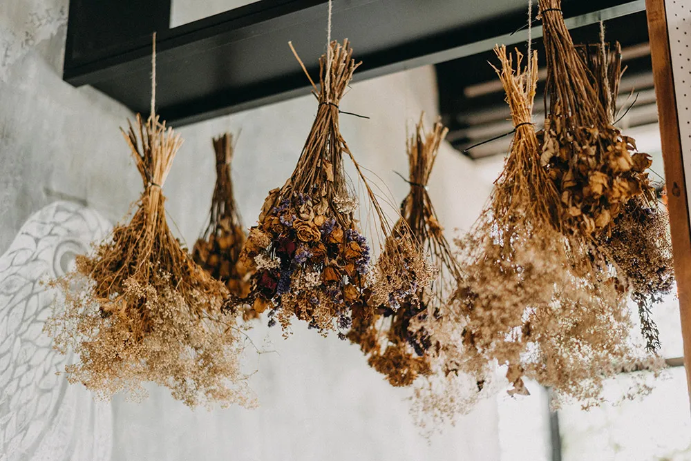 Photo by Peter Herman Photography. theweddingnotebook.com