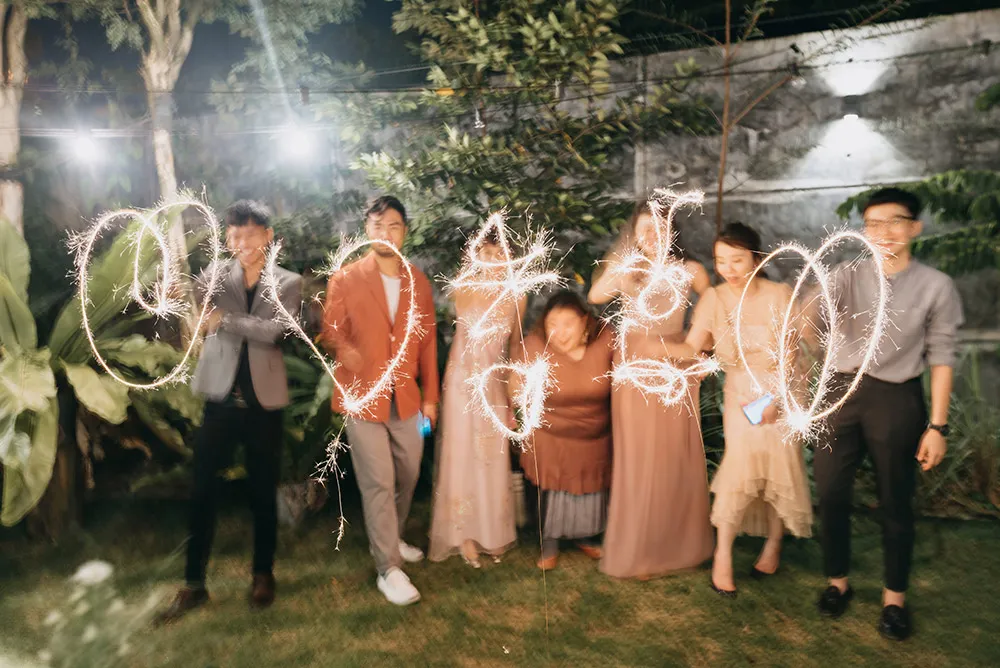 Photo by Peter Herman Photography. theweddingnotebook.com