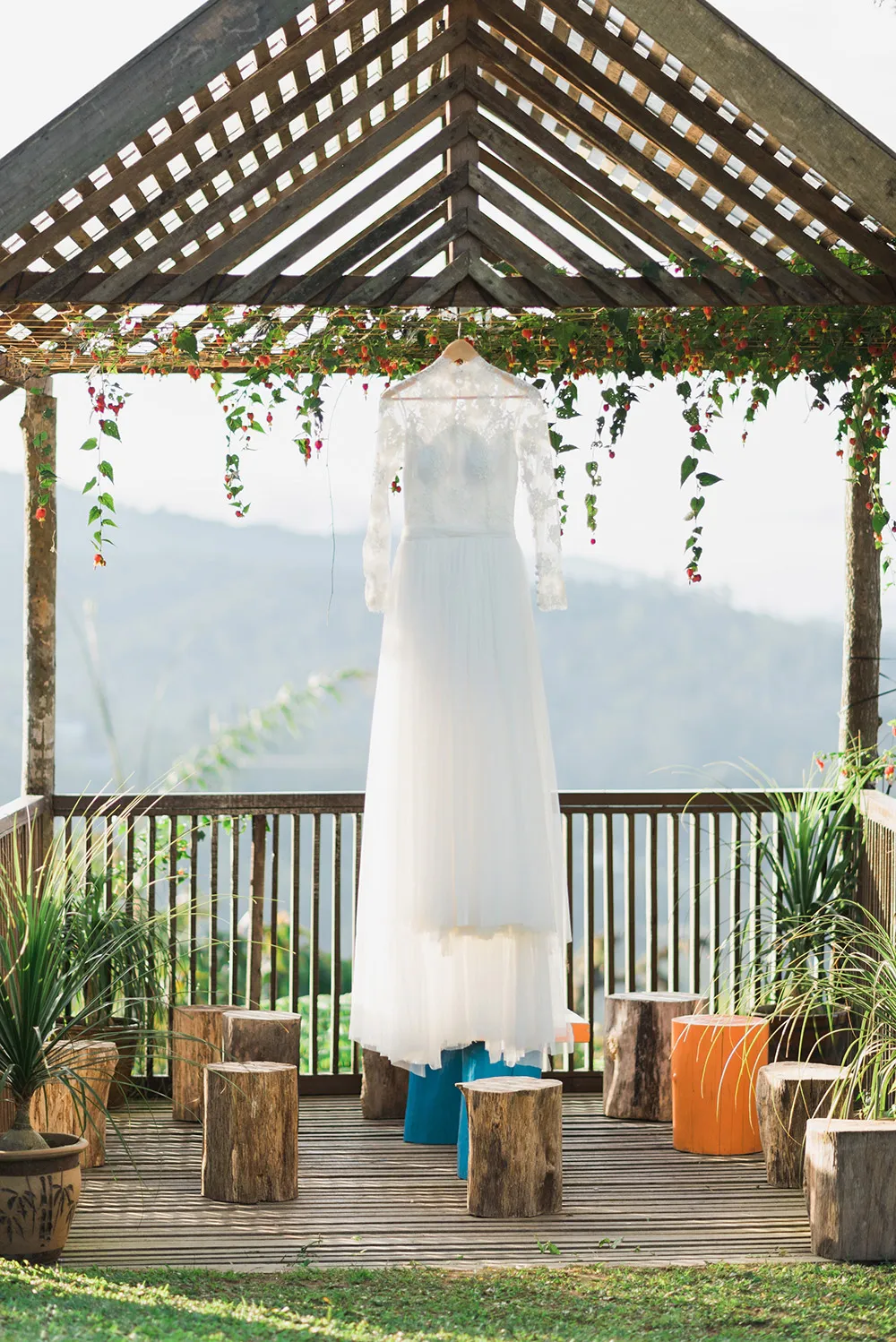 Photo by Peter Herman Photography. theweddingnotebook.com