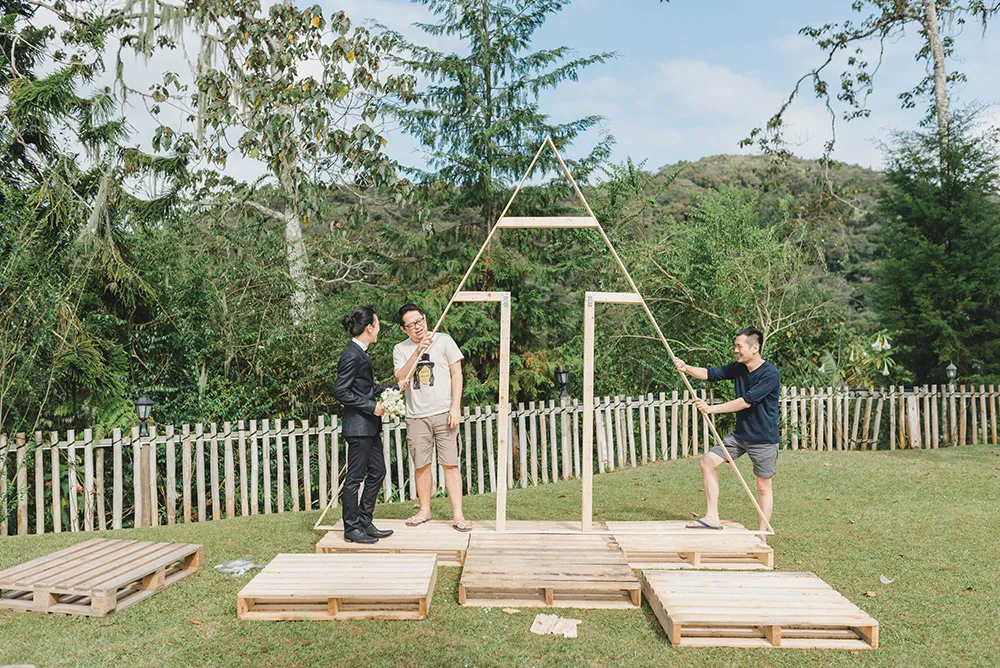 Photo by Peter Herman Photography. theweddingnotebook.com