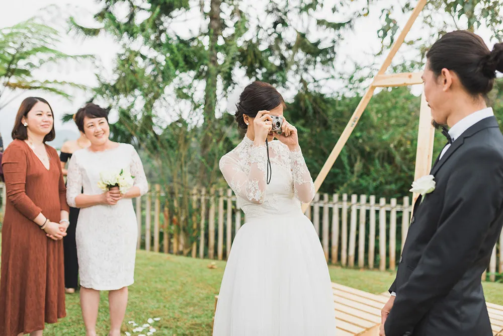 Photo by Peter Herman Photography. theweddingnotebook.com