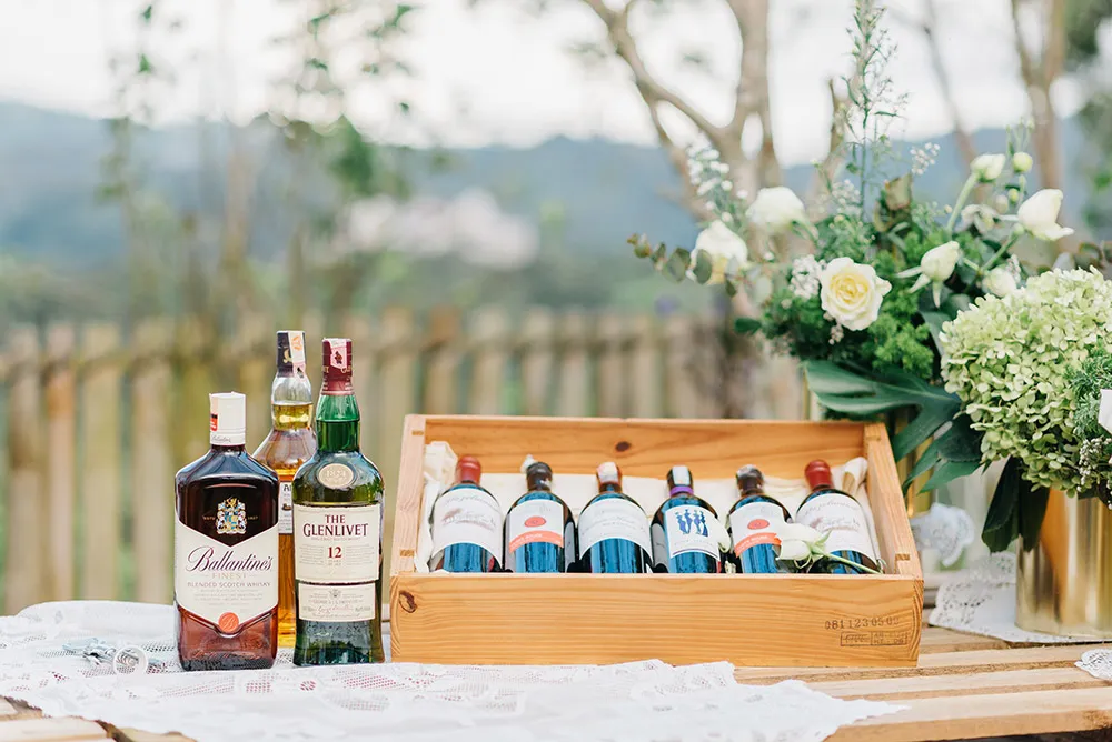 Photo by Peter Herman Photography. theweddingnotebook.com