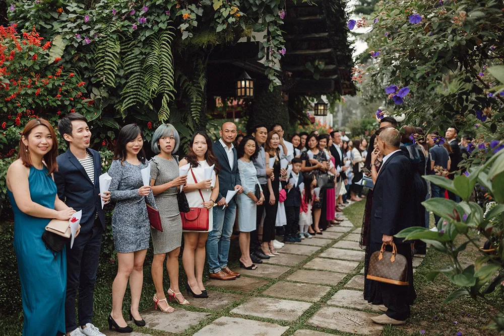 Photo by Peter Herman Photography. theweddingnotebook.com