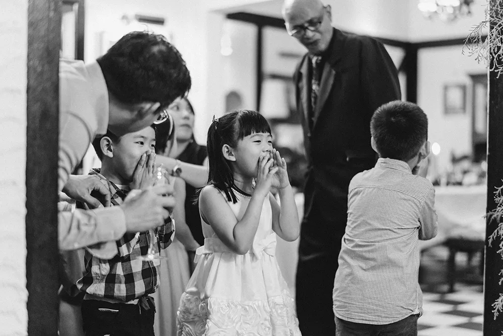 Photo by Peter Herman Photography. theweddingnotebook.com