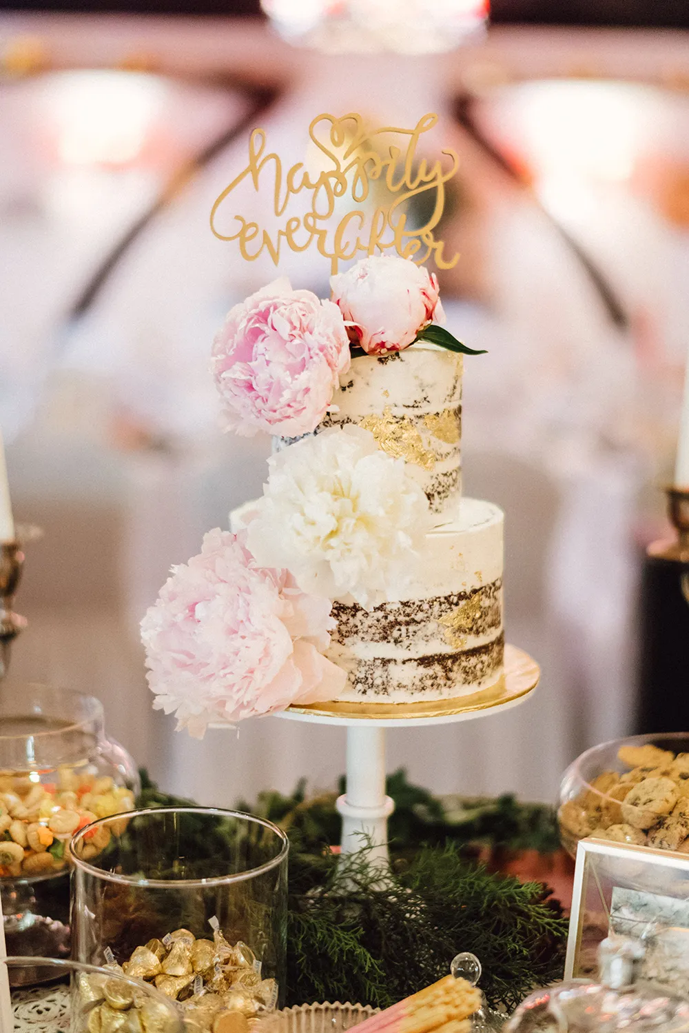 Photo by Peter Herman Photography. theweddingnotebook.com