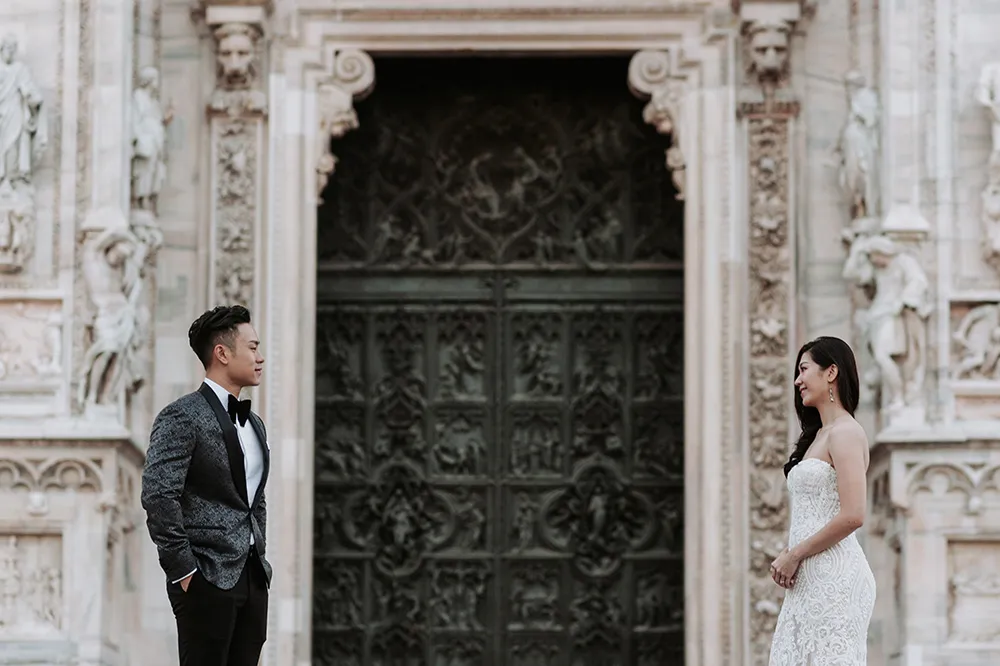 Destination bridal portraits in Milan. Chester Kher Creations. theweddingnotebook.com