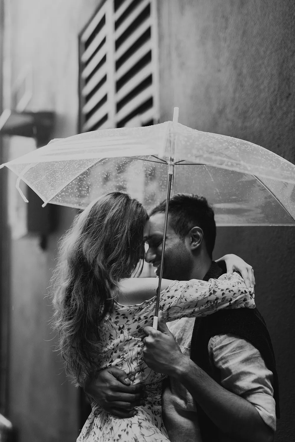 Photo by Jasmine A of Munkeat Studio. theweddingnotebook.com