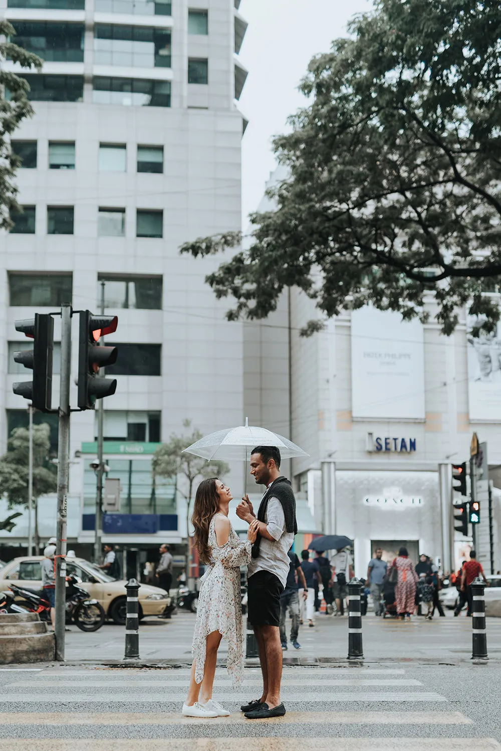 Photo by Jasmine A of Munkeat Studio. theweddingnotebook.com