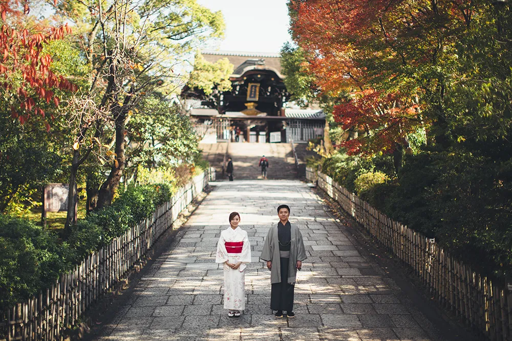 Photography by Quarter A Photography. Shirakawa Japan. theweddingnotebook.com 