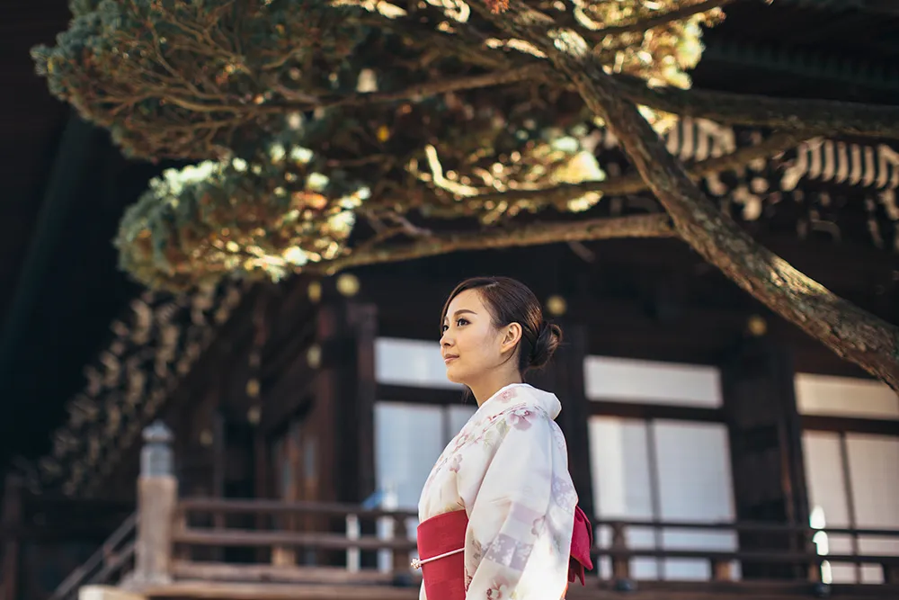 Photography by Quarter A. Shirakawa Japan. theweddingnotebook.com 