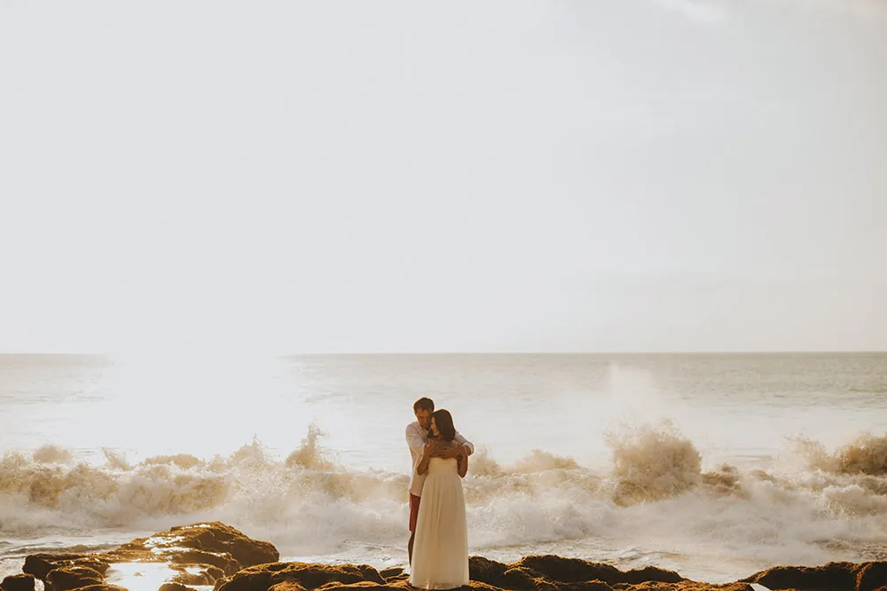 Photo by Synchronal Photography. theweddingnotebook.com