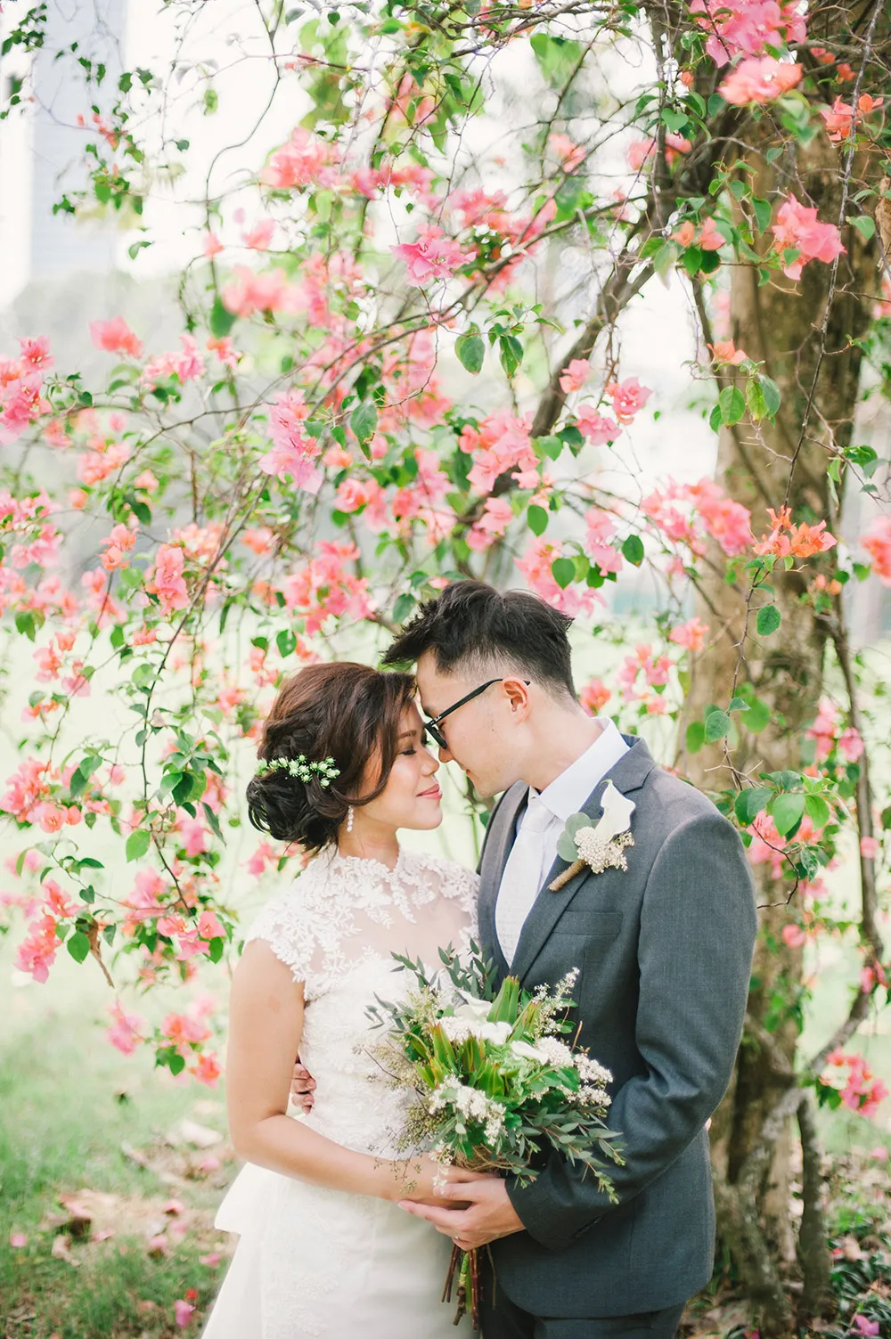 Munkeat Photography. theweddingnotebook.com