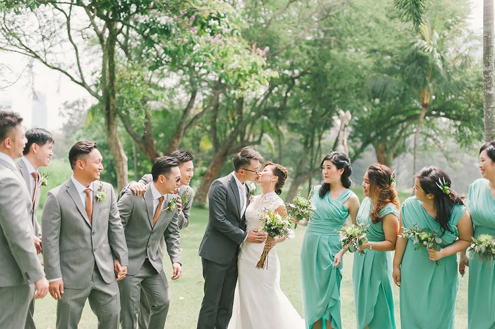Munkeat Photography. theweddingnotebook.com