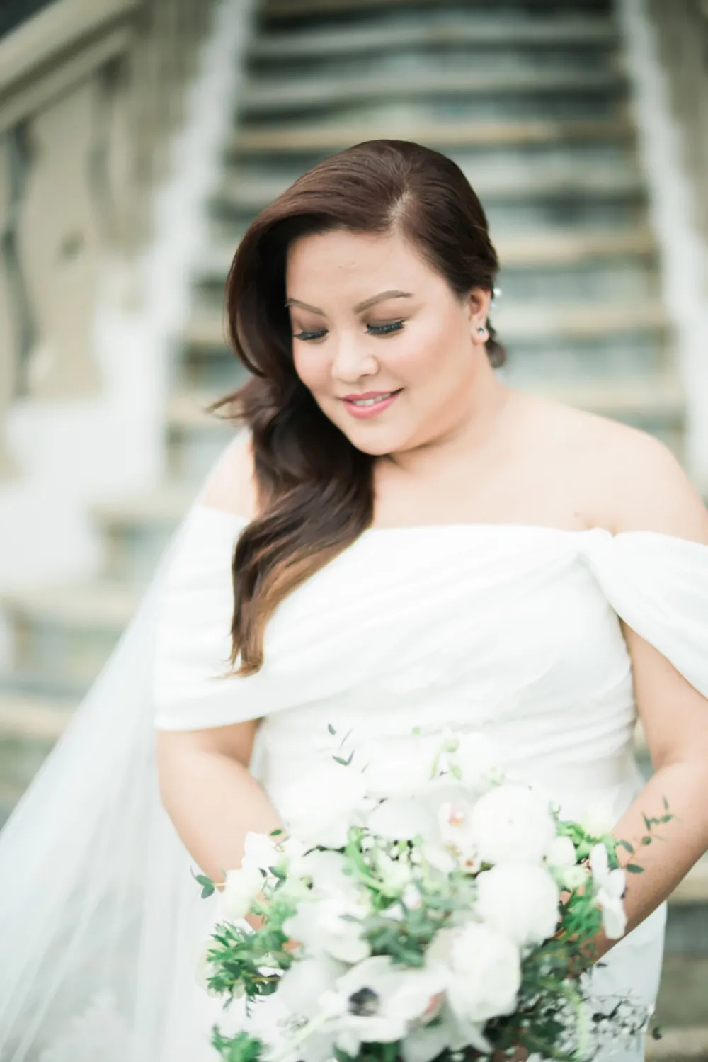 Photo by Toto Villaruel Photography. theweddingnotebook.com