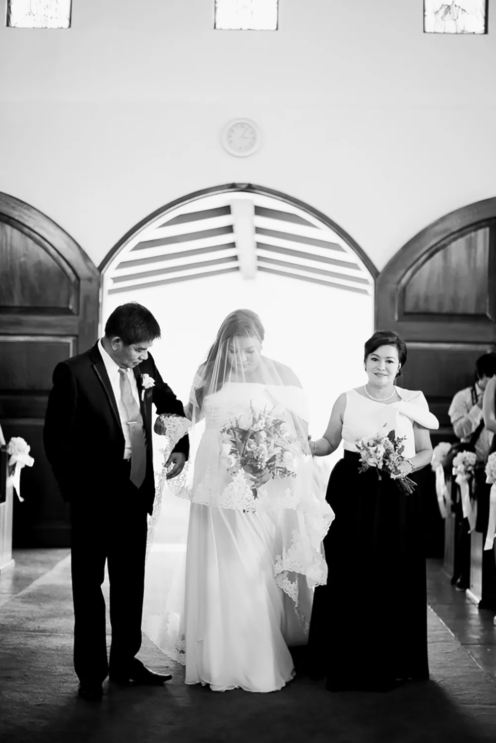 Photo by Toto Villaruel Photography. theweddingnotebook.com