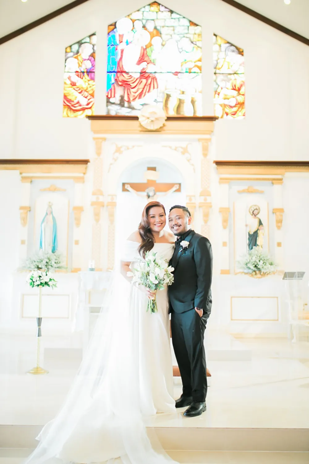 Photo by Toto Villaruel Photography. theweddingnotebook.com